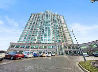 11 Lee Centre Dr #712, Toronto, ON M1H3J5