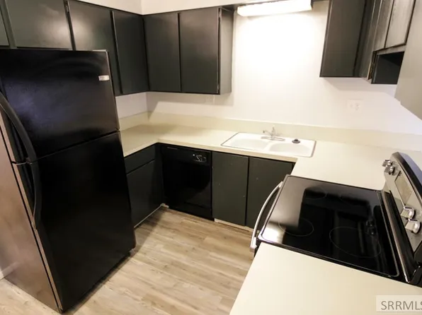 220 N Fanning Ave APT 14, Idaho Falls, ID 83401