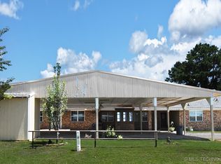 107903 S 4570th Rd, Sallisaw, OK 74955