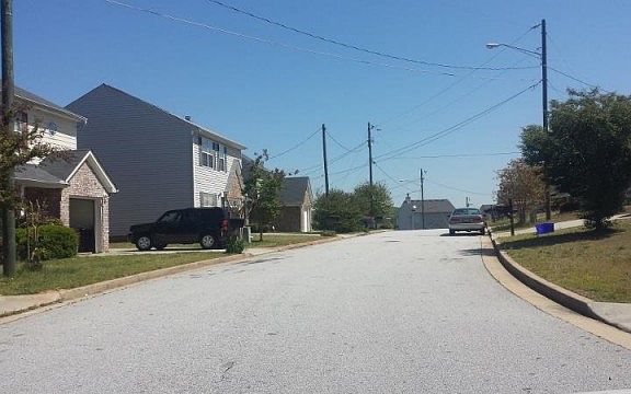 4th image of 7099 Bowie Dr