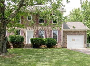 907 Cimarron Ct, Clarksville, TN 37042