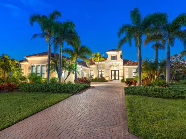 10990 Pentas Royale Ct, Englewood, FL 34223