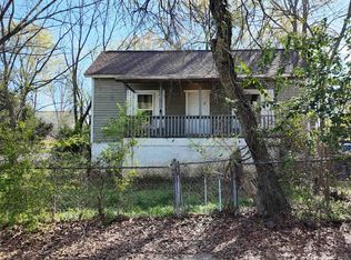 308 S Poole St, Woodruff, SC 29388