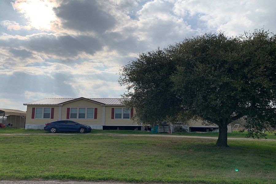 1st image of 472 County Road 192