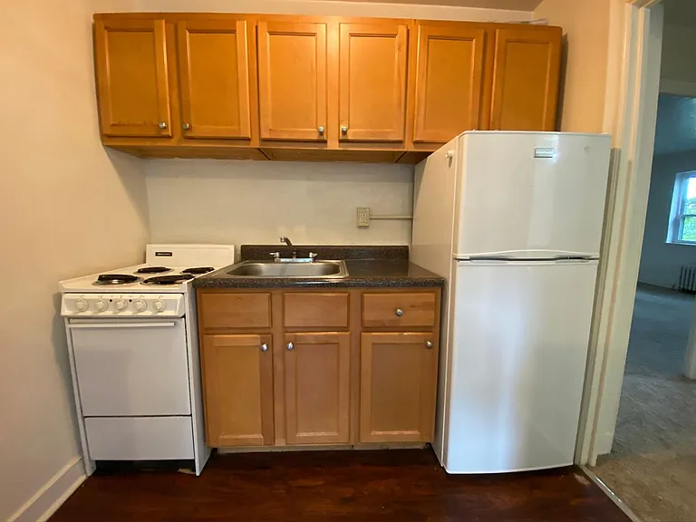5700 Munhall Rd — Photo 10