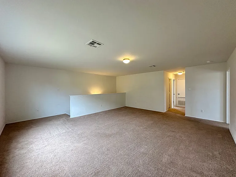 5304 Capricorn Loop — Photo 27