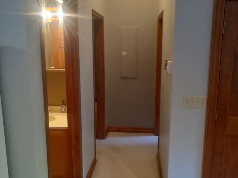 1275 Foster Rd — Photo 7