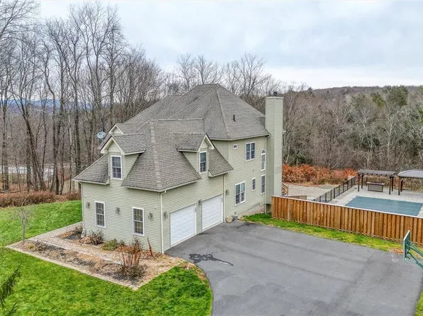 330 Mount Cliff Road, Hurleyville, NY 12747