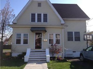63 N Smith St, Avenel, NJ 07001