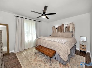 201 Amy Dr, Huntsville, AL 35811