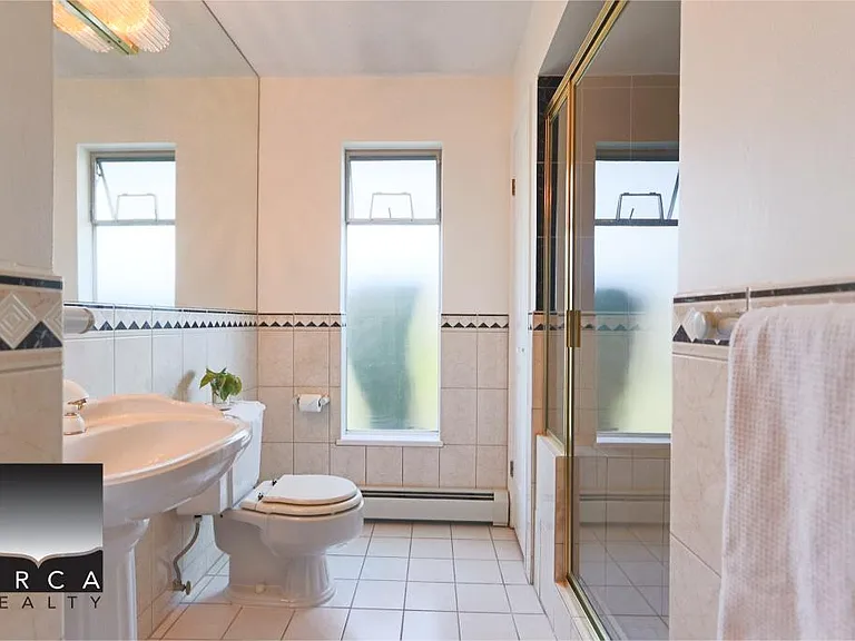 6400 Dakota Dr — Photo 18