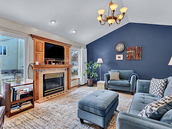 3rd image of 1405 Chelle Ct