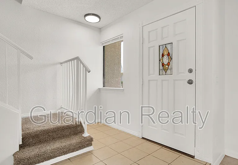 2639 Jacyra Ave — Photo 4