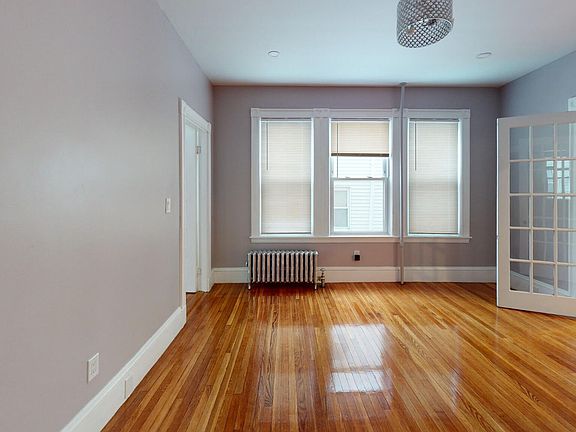 4th image of 51 Etna St #1