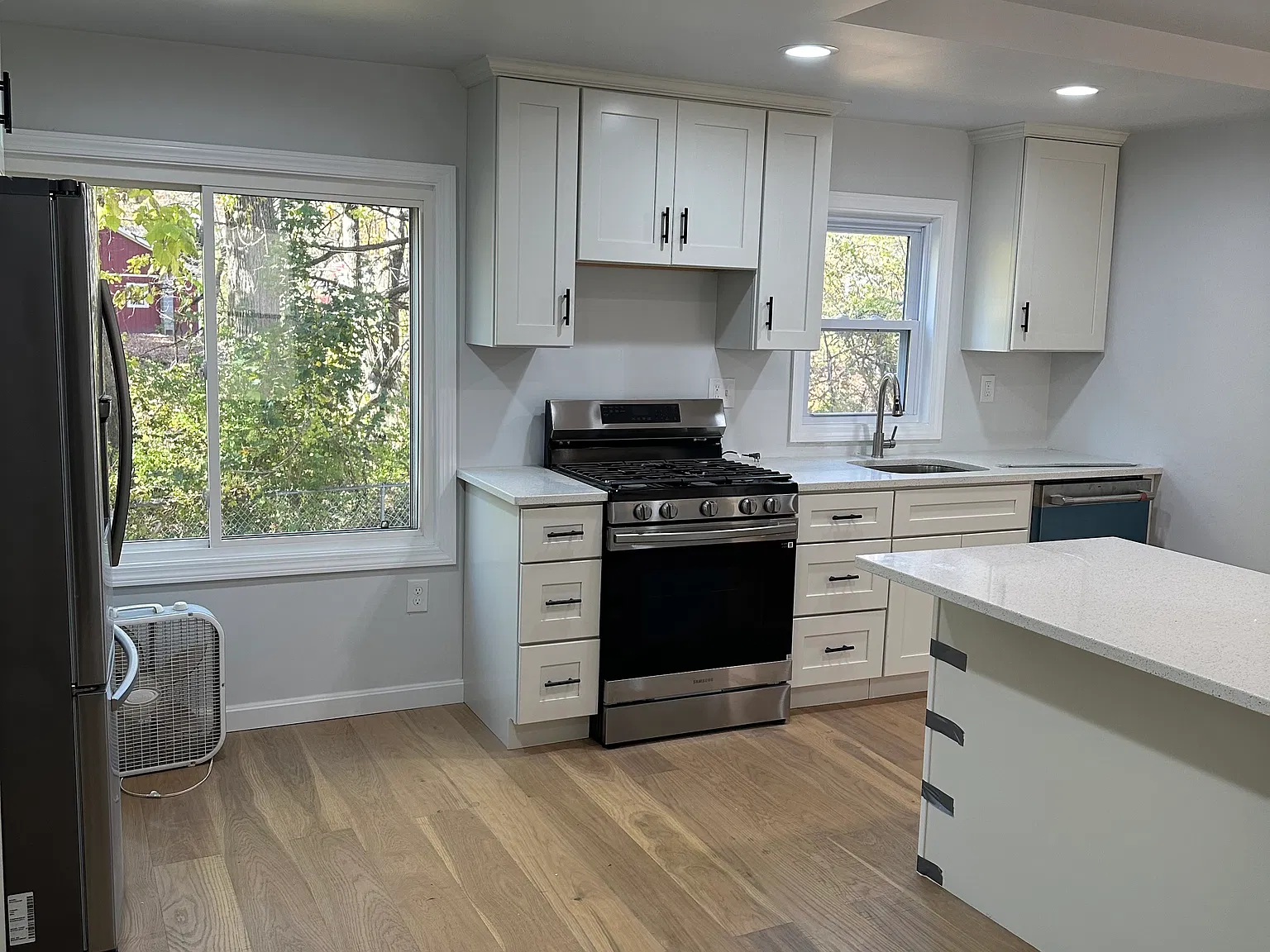 3 bed, 1.5 bath, $2,600 — Photo 1