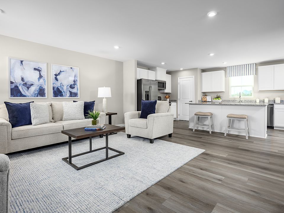 Open-concept living that brings everyone together and makes everyday life effortless.
