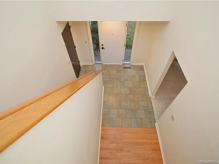 35 Homestead Rd — Photo 14
