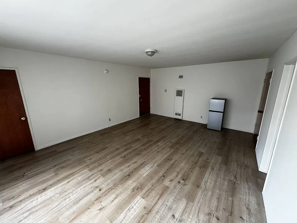 1036 Holt Apartments