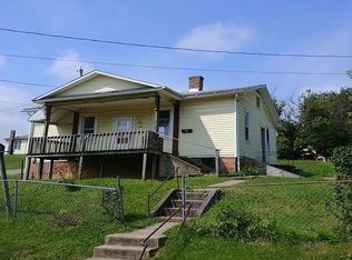 145 Ridge Ave, Crooksville, OH 43731
