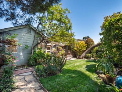 30 Mission Dr, San Mateo, CA, 94402