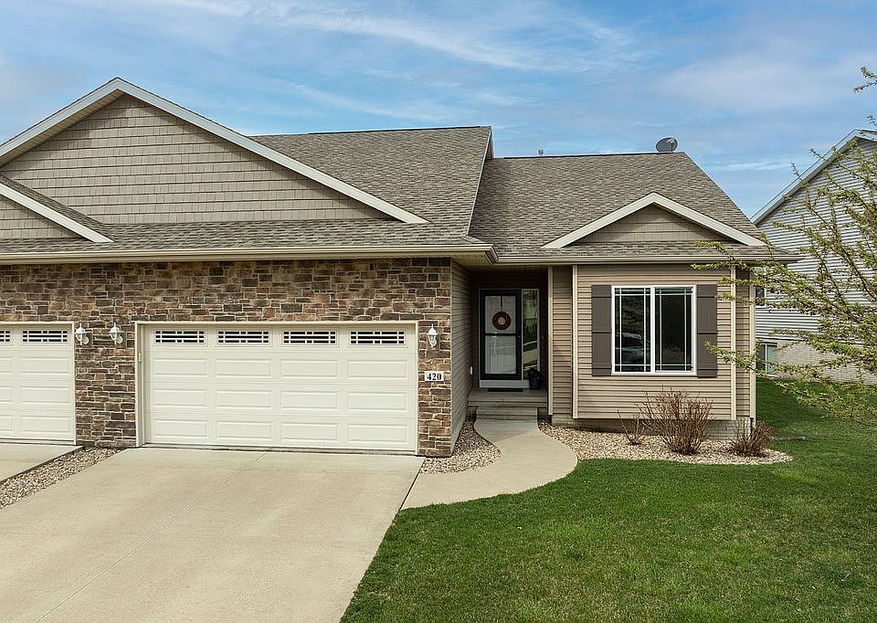 1st image of 420 Bent Creek Dr