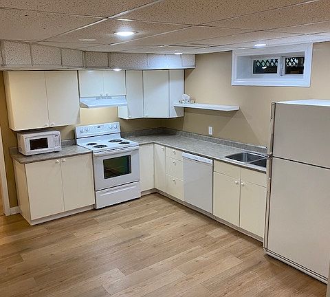4th image of 40 Laurier Cres #Basement
