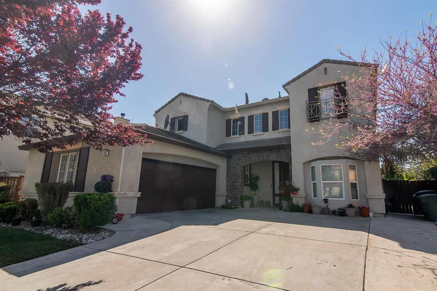 1847 Mimosa Ct photo 1