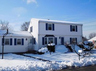 16 Roland Ave, Dracut, MA 01826