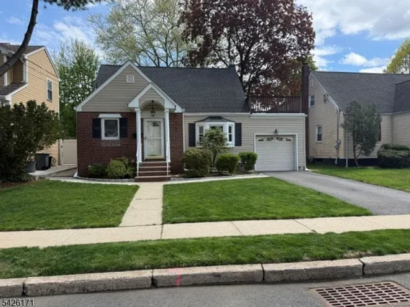 20 Susquehanna Ave, Rochelle Park Twp., NJ 07662