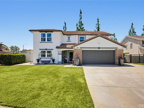 3rd image of 9237 Meadow Ln