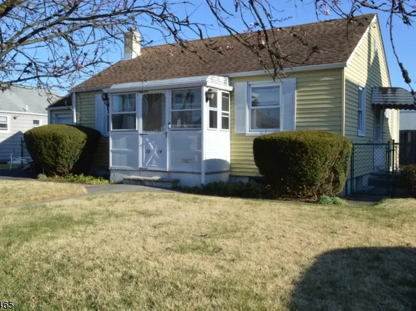 22-18 Arcadia Rd, Fair Lawn Boro, NJ 07410