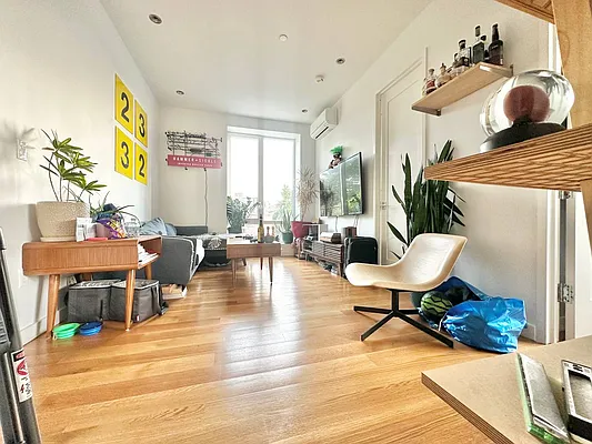 Rented by Doorway NYC, LLC | media 8