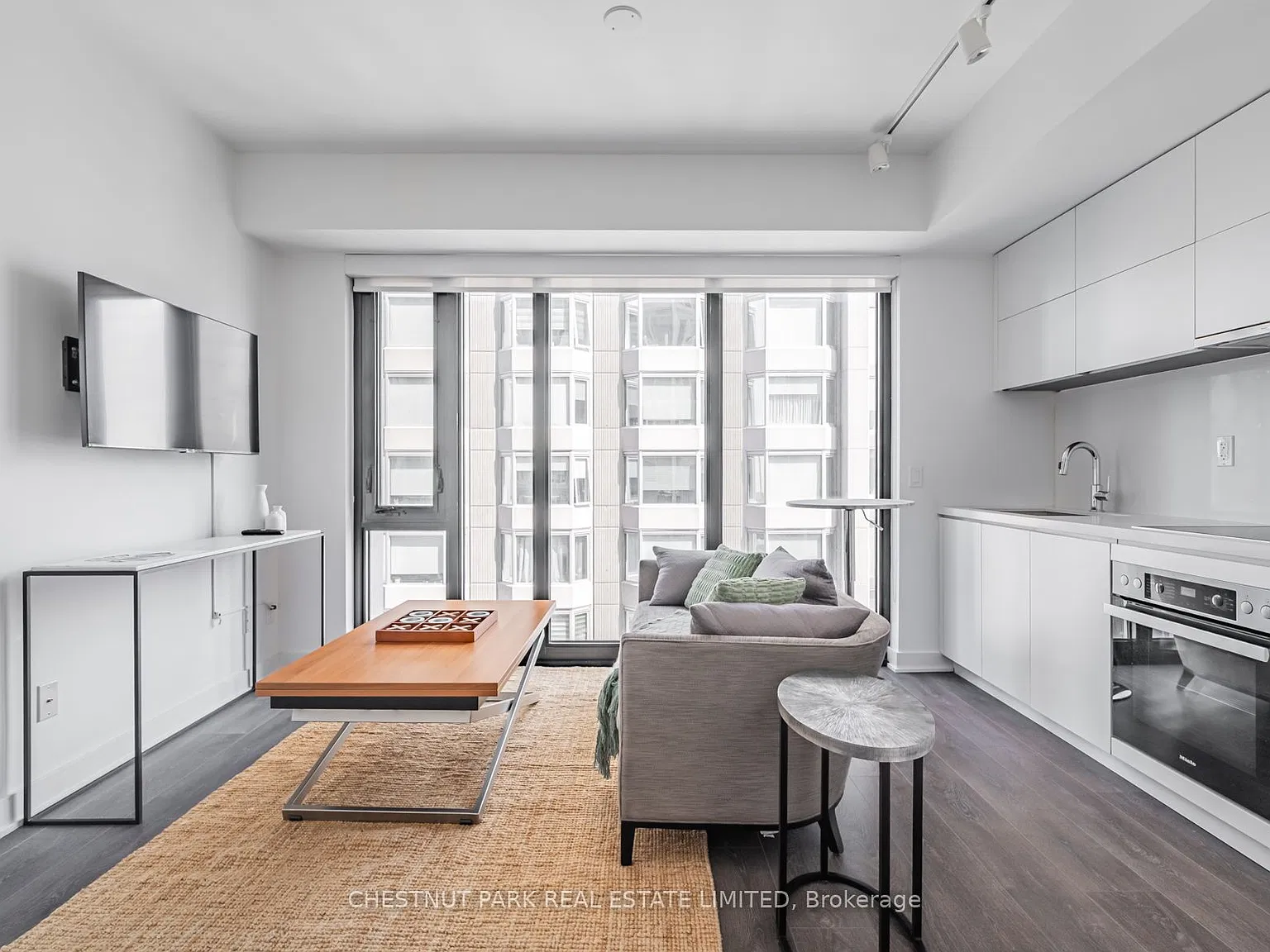 1 bed, $2,700 — Photo 4