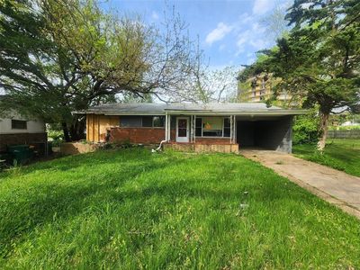 9950 Cambria Dr, Saint Louis, MO, 63136