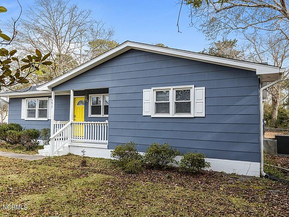 3rd image of 2617 W Forest Drive