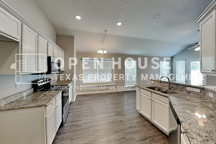 14104 Silkwood Dr — Photo 6