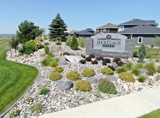 5903 Valley Vista Ln, Bismarck, ND 58503