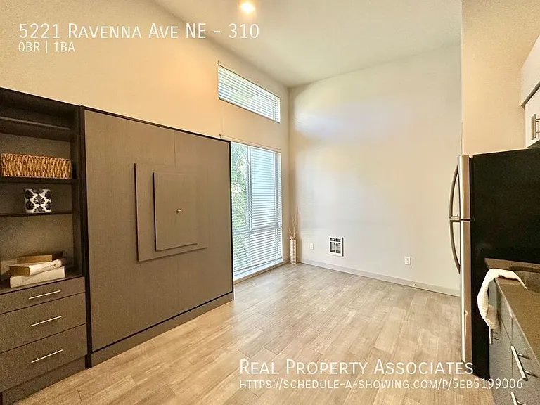 5221 Ravenna Ave NE — Photo 10