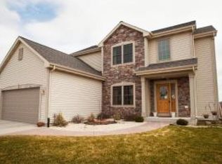 1619 Rockridge Way, Waukesha, WI 53188