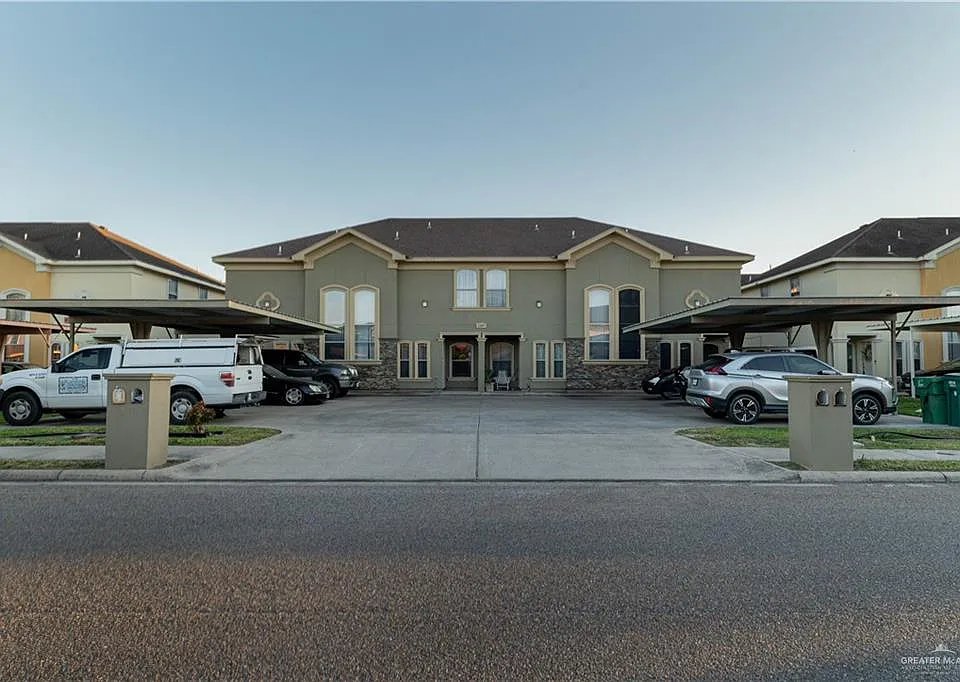 1307 W Fig Ave #B