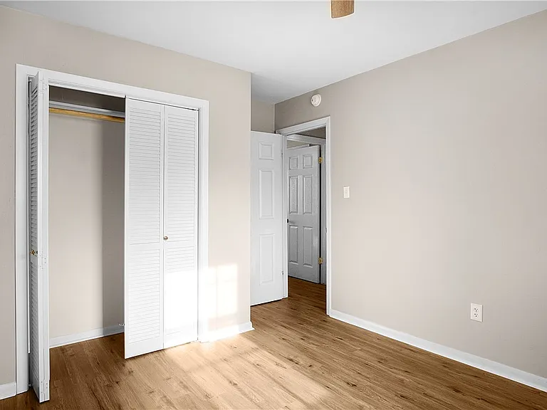 1003 Holik Dr — Photo 18