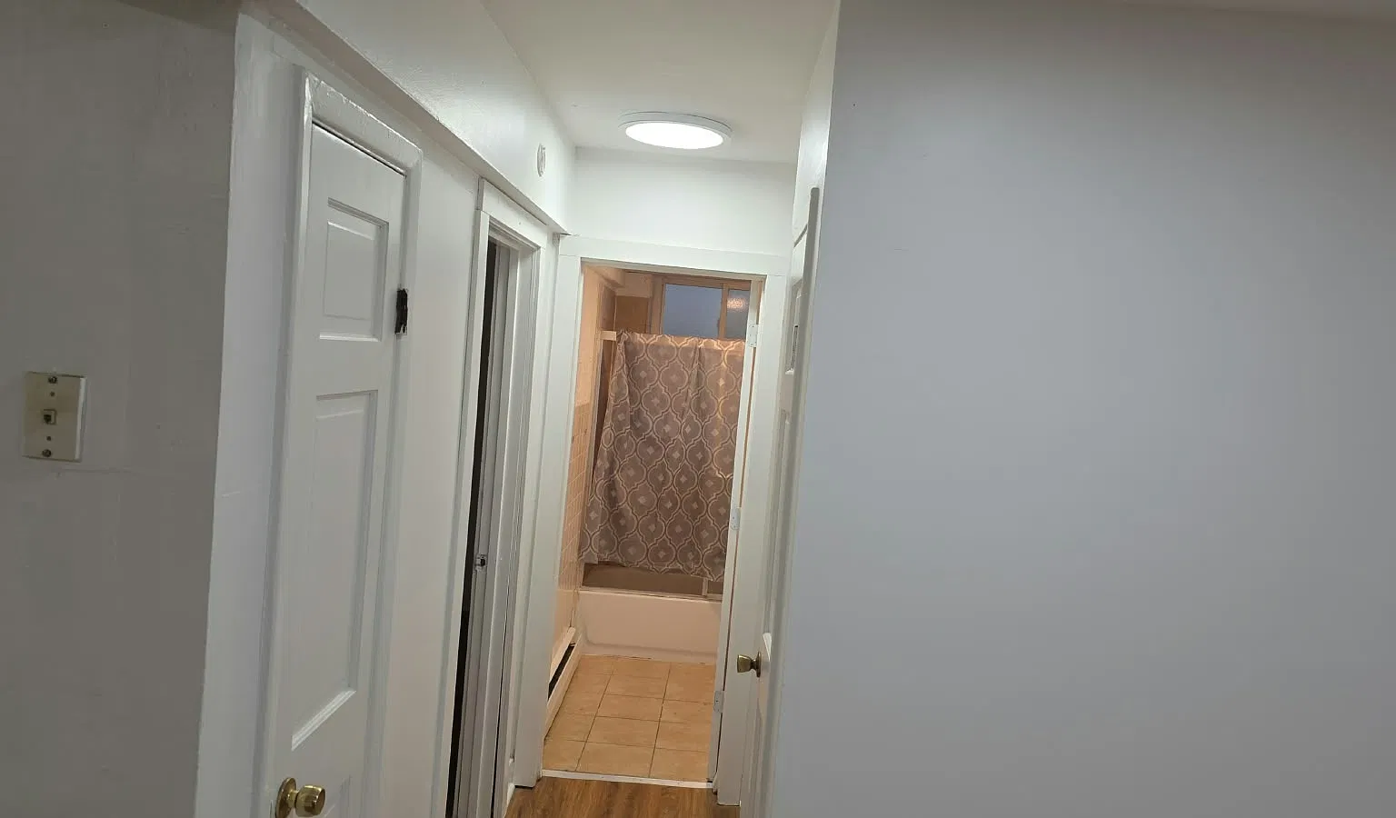 1314 E Roosevelt Rd — Photo 4