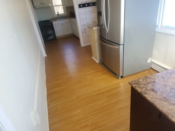 246 Ryders Ln, East Brunswick, NJ 08816