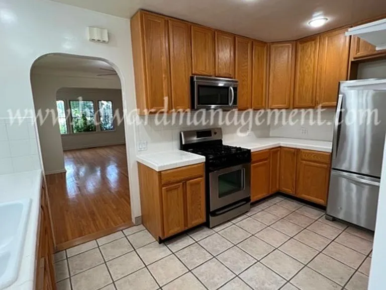 01445CA — Photo 11