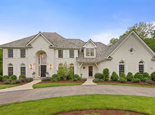 1110 Fox Glen Dr, Saint Charles, IL 60174