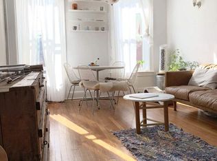 219 Dekalb Ave APT 3, Brooklyn, NY 11205