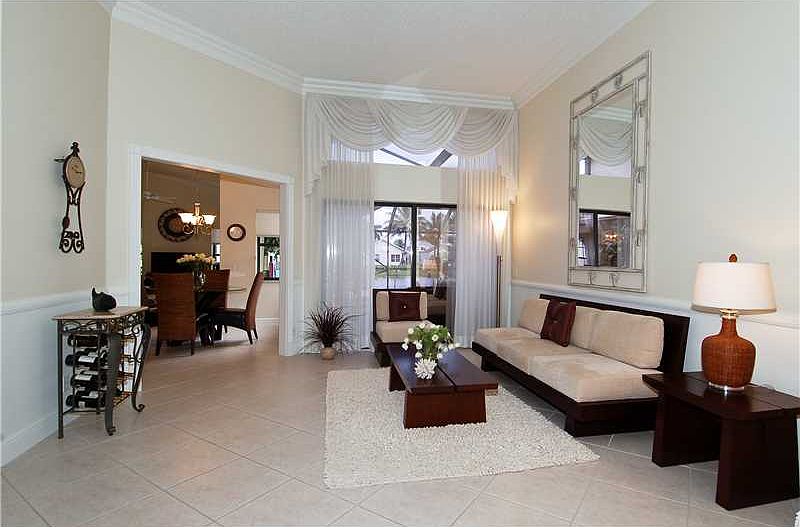 1st image of 2622 E Orchard Cir