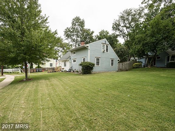 3rd image of 505 Calvin Ln