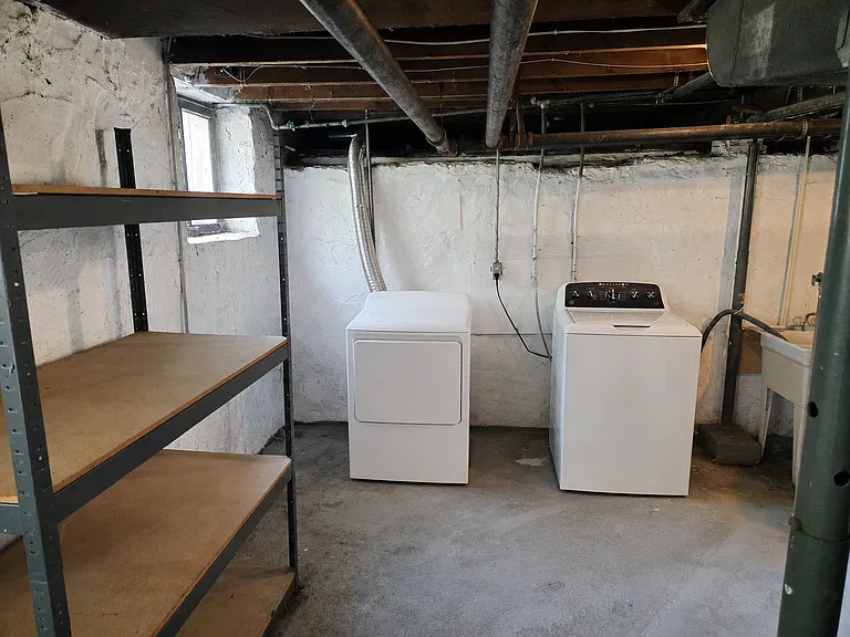 626 Vine St — Photo 17