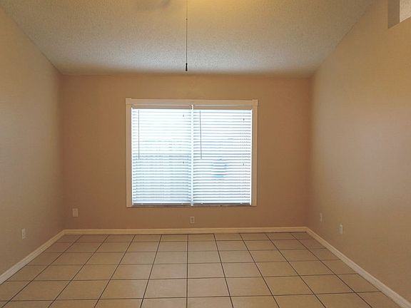 3rd image of 2609 Newbolt Dr